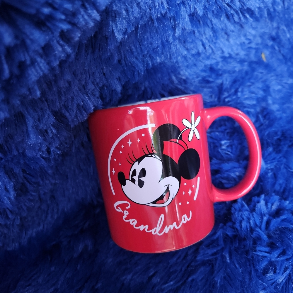 DISNEY Minnie Grandmother mug